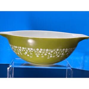 Vintage Pyrex #444 Cinderella mixing bowl in the highly collectible Spring Bloss